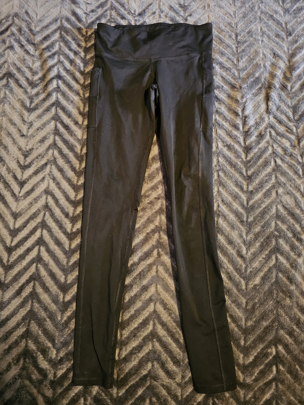 🖤 Champion Black Athletic Leggings – Size M 🖤